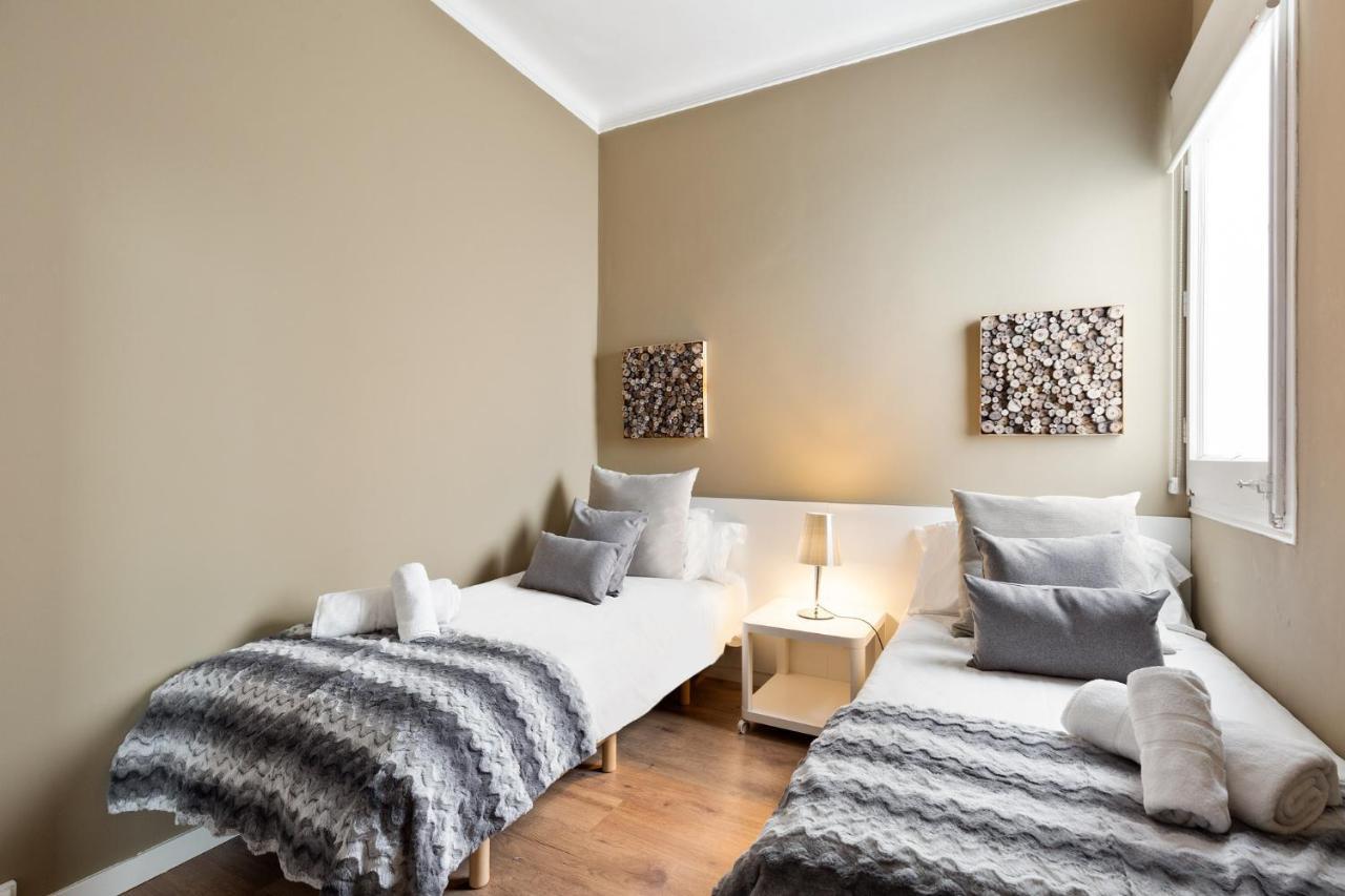 Ola Living Diagonal Apartments Barcelona Luaran gambar