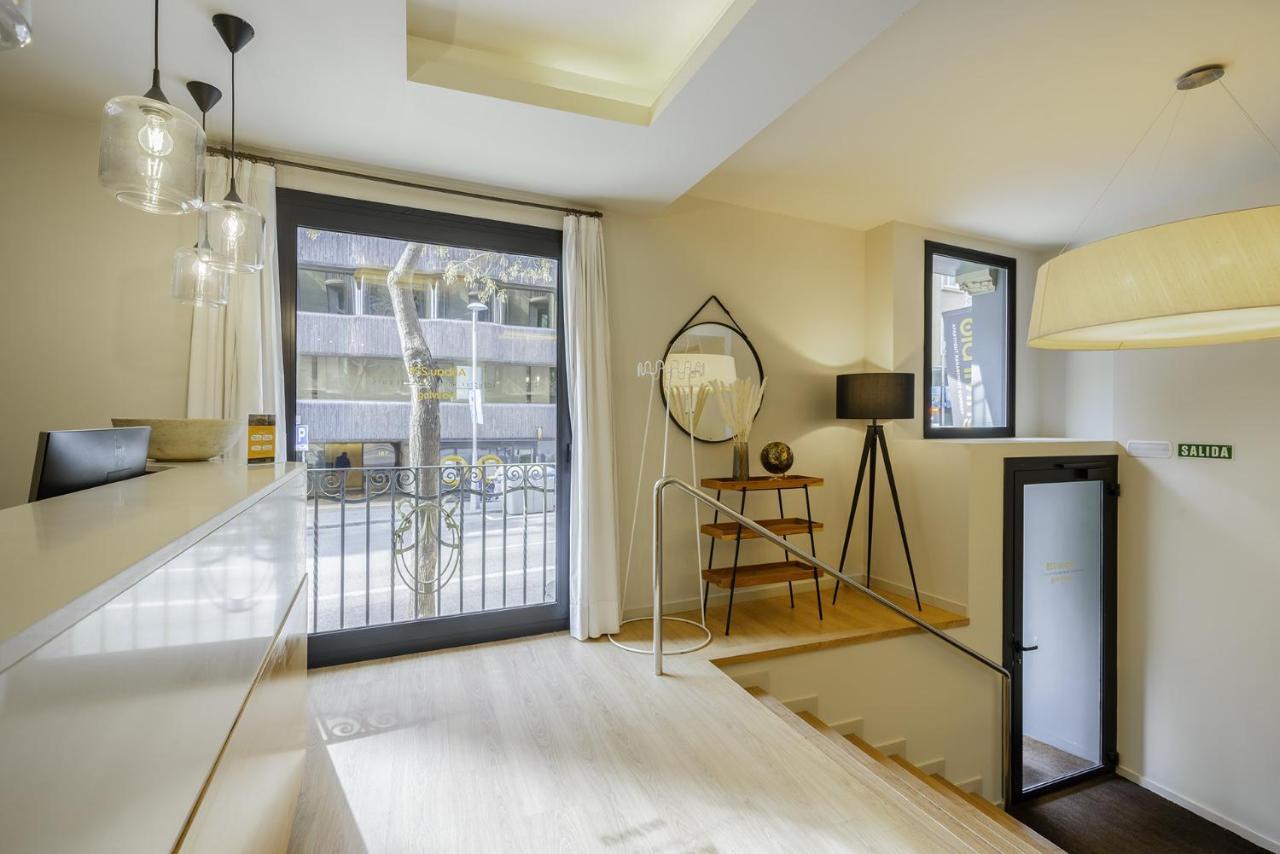 Ola Living Diagonal Apartments Barcelona Luaran gambar