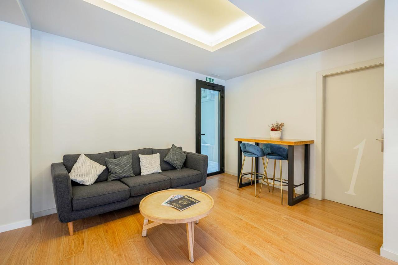 Ola Living Diagonal Apartments Barcelona Luaran gambar
